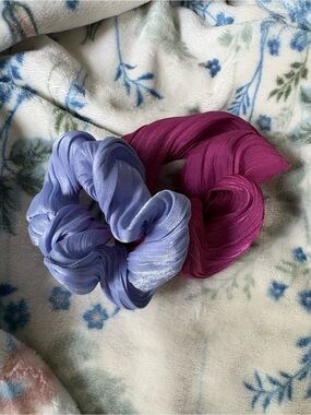 Francesca's Collections Satin Shimmer Scrunchie Set - Lavender & Magenta